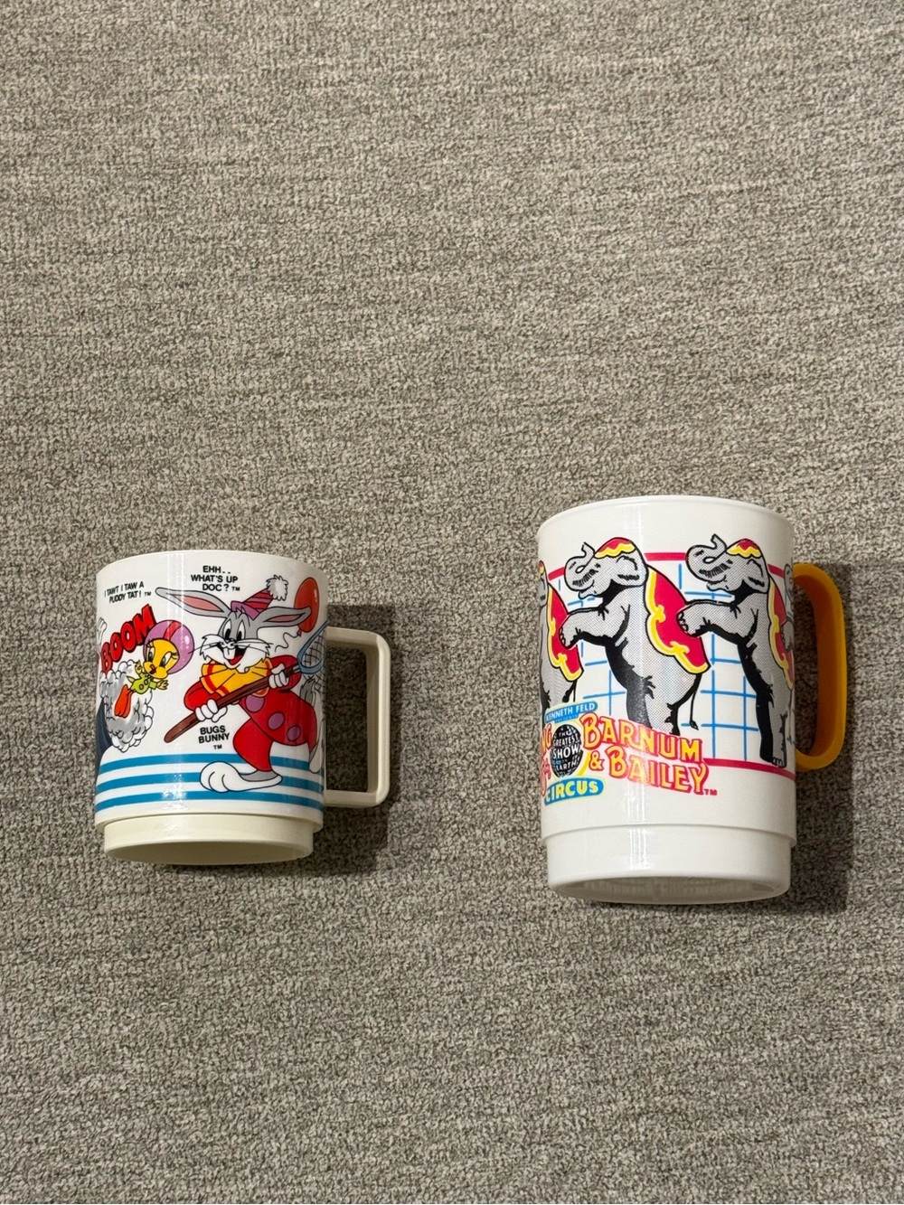 Set Of 2 Vintage Plastic Cups - Barnum & Bailey + Bugs Bunny